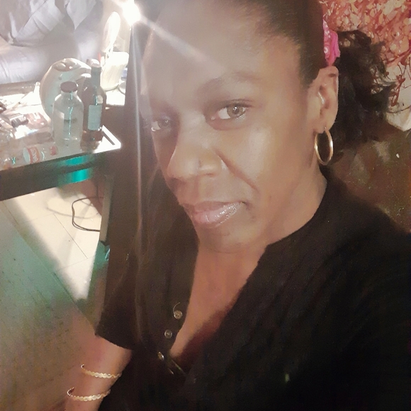 Meet your Posher, Paula - Picture 10 of 16